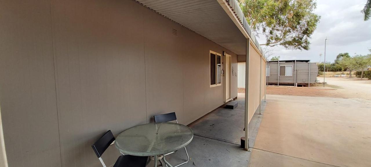 Capricorn Holiday Park Carnarvon Exterior photo