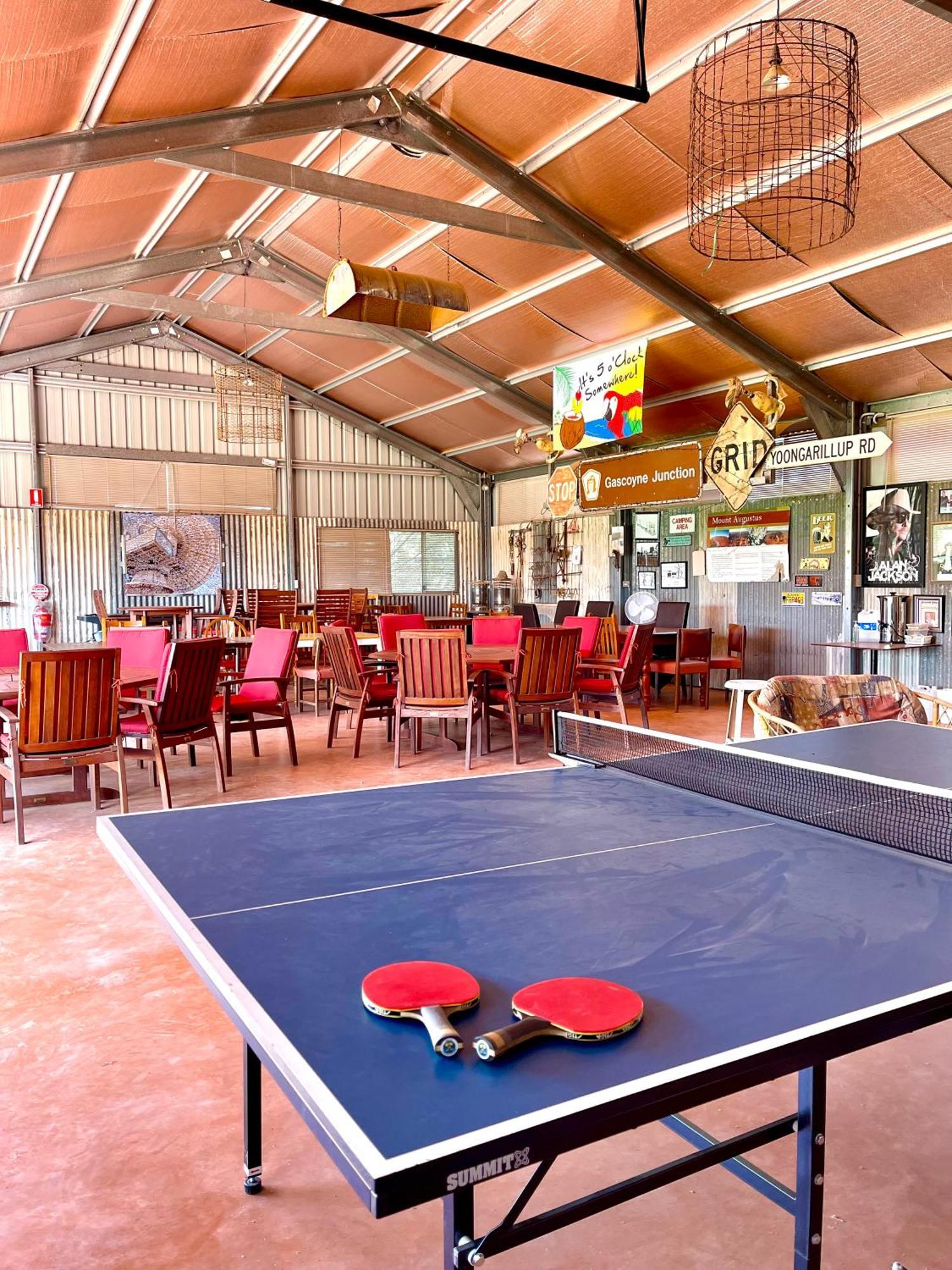 Capricorn Holiday Park Carnarvon Exterior photo